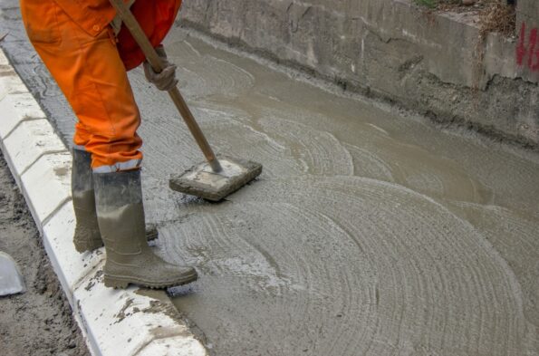 cement screeding